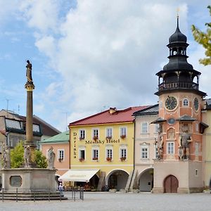 Mestsky Hotel Dorinka